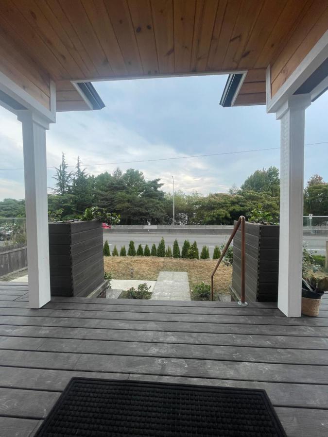 Green Lake 1St Line Home A With Central Air Conditioners Seattle Esterno foto